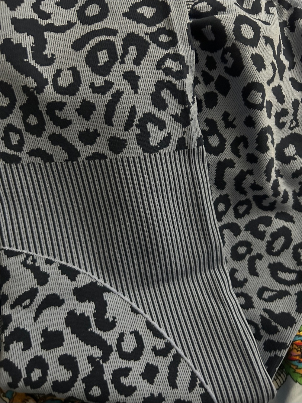 Women small ' Blue Leopard thick Print Active Leggings